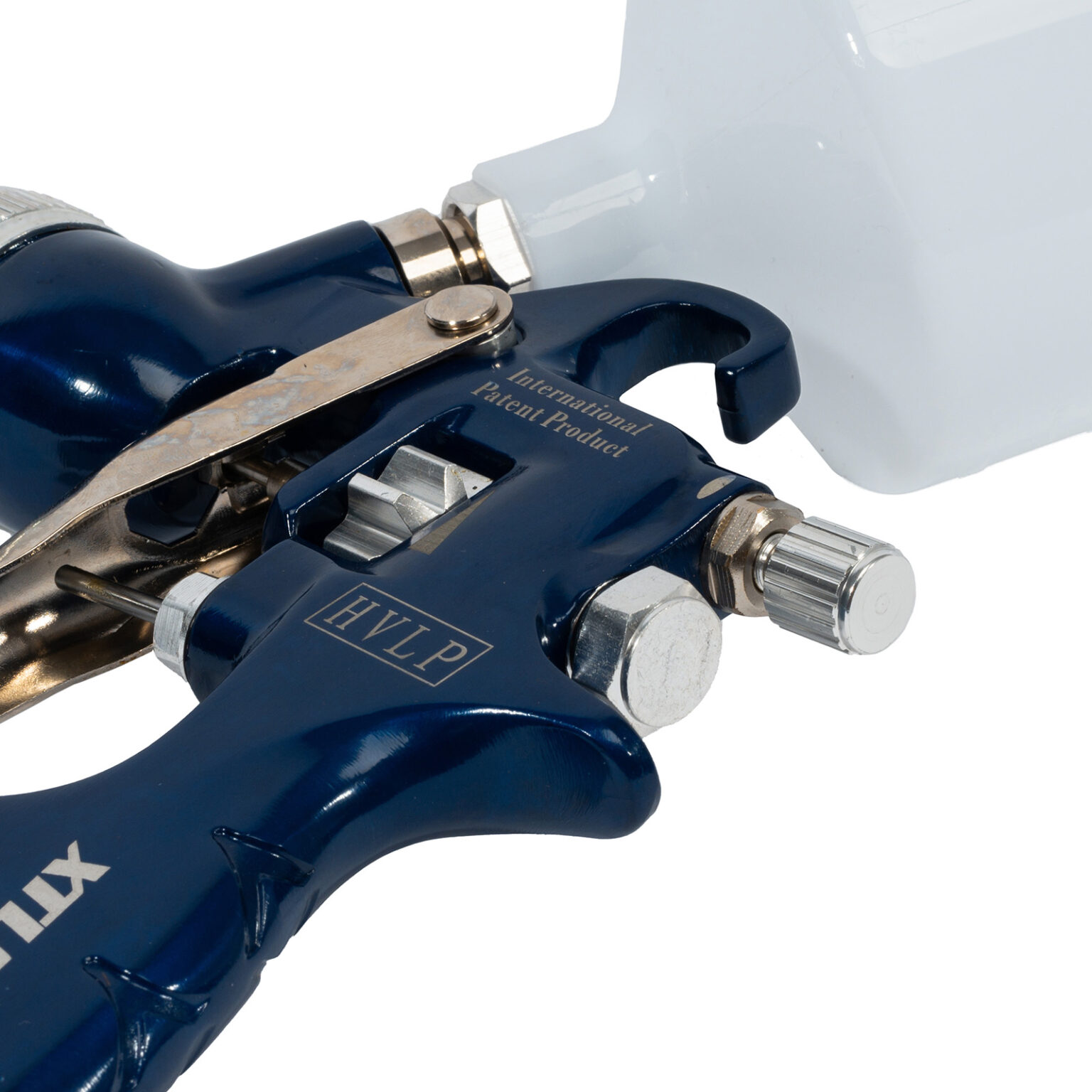 XTLINE Lackierpistole mit Oberbecher | 0,6 l, Düsenöffnung 1,5 mm 4 XTLINE Lackierpistole mit Oberbecher | 0,6 l, Düsenöffnung 1,5 mm – Bild 4